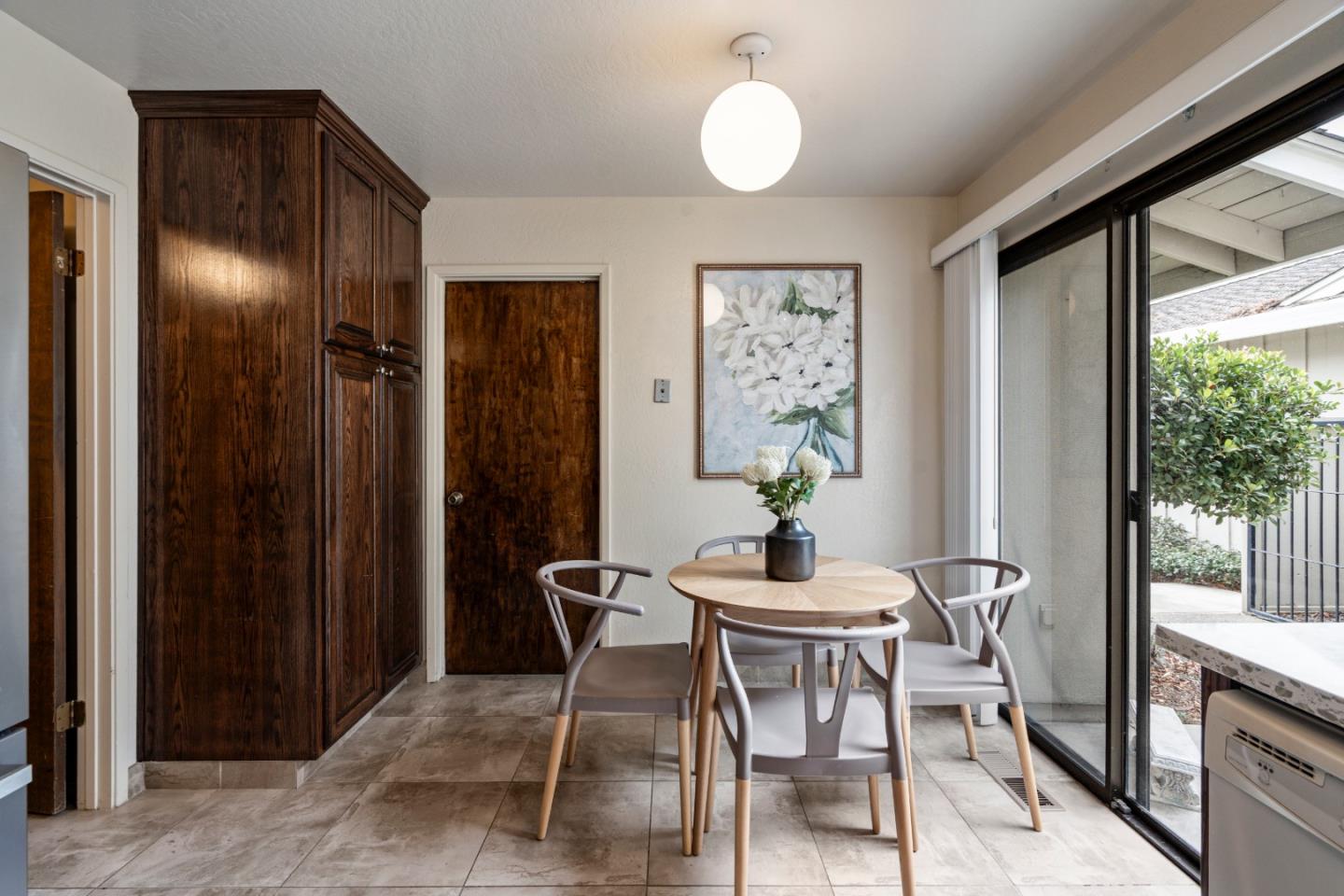 Detail Gallery Image 16 of 35 For 30 Donnas Ln, Hollister,  CA 95023 - 2 Beds | 2/1 Baths