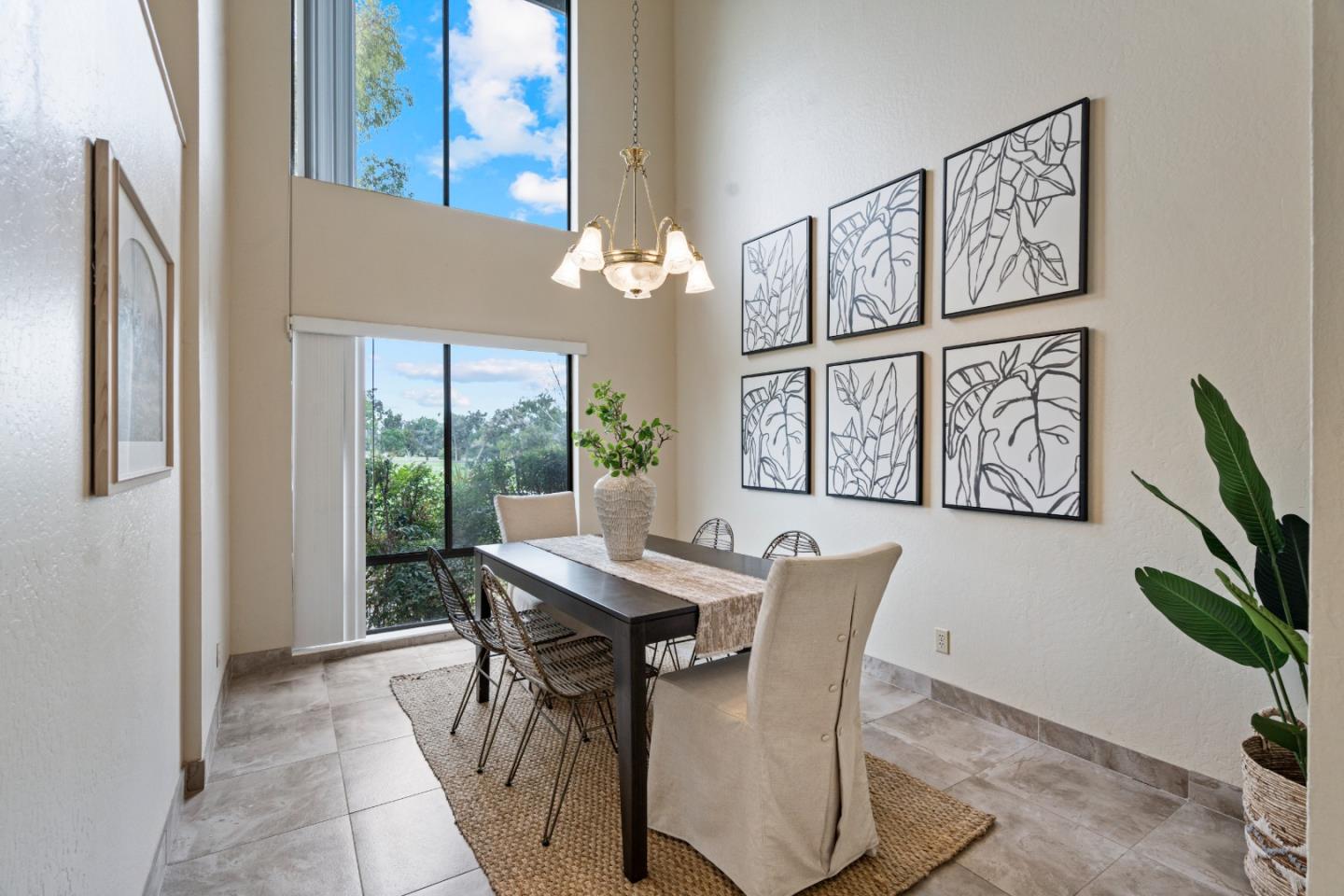 Detail Gallery Image 18 of 35 For 30 Donnas Ln, Hollister,  CA 95023 - 2 Beds | 2/1 Baths