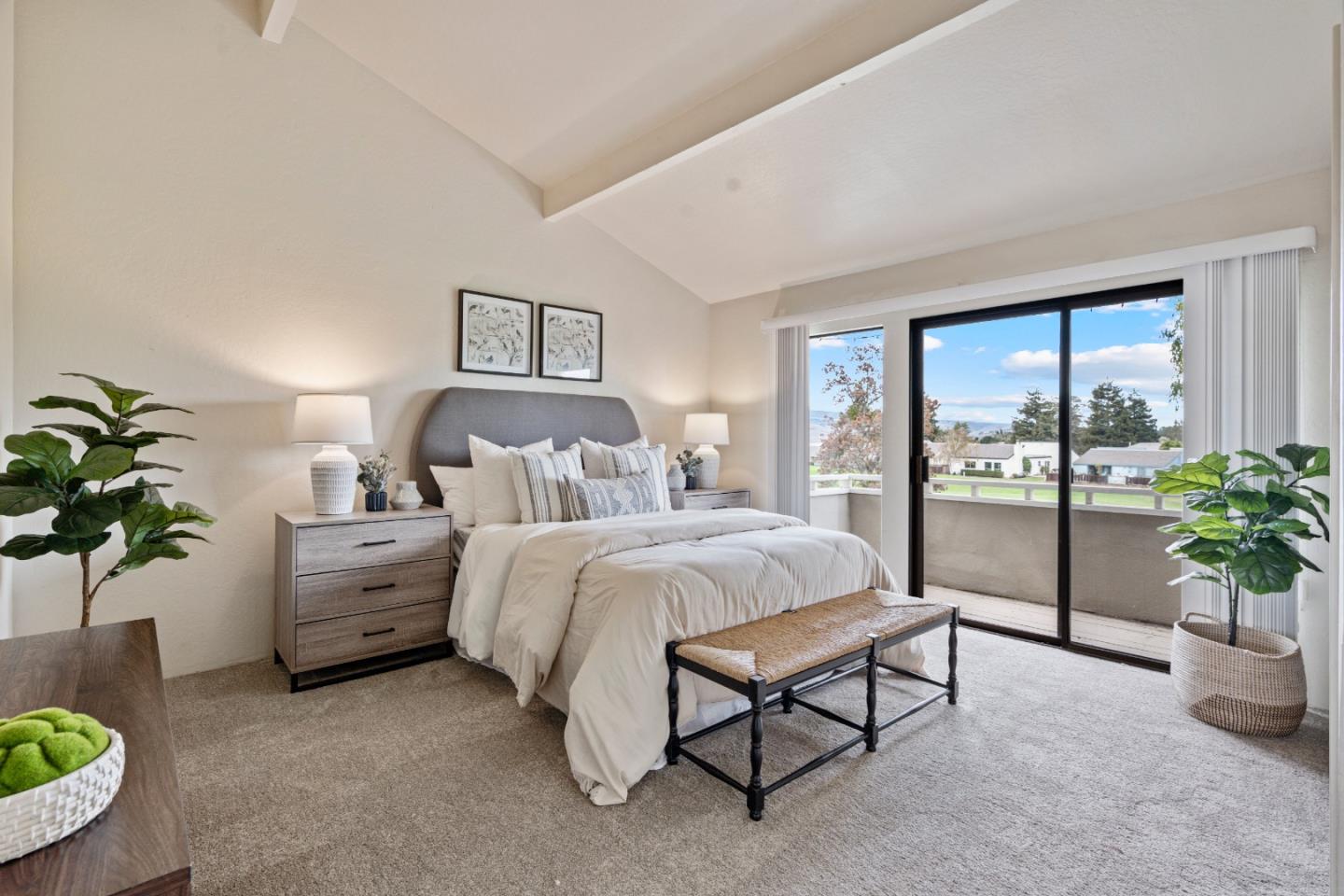 Detail Gallery Image 25 of 35 For 30 Donnas Ln, Hollister,  CA 95023 - 2 Beds | 2/1 Baths