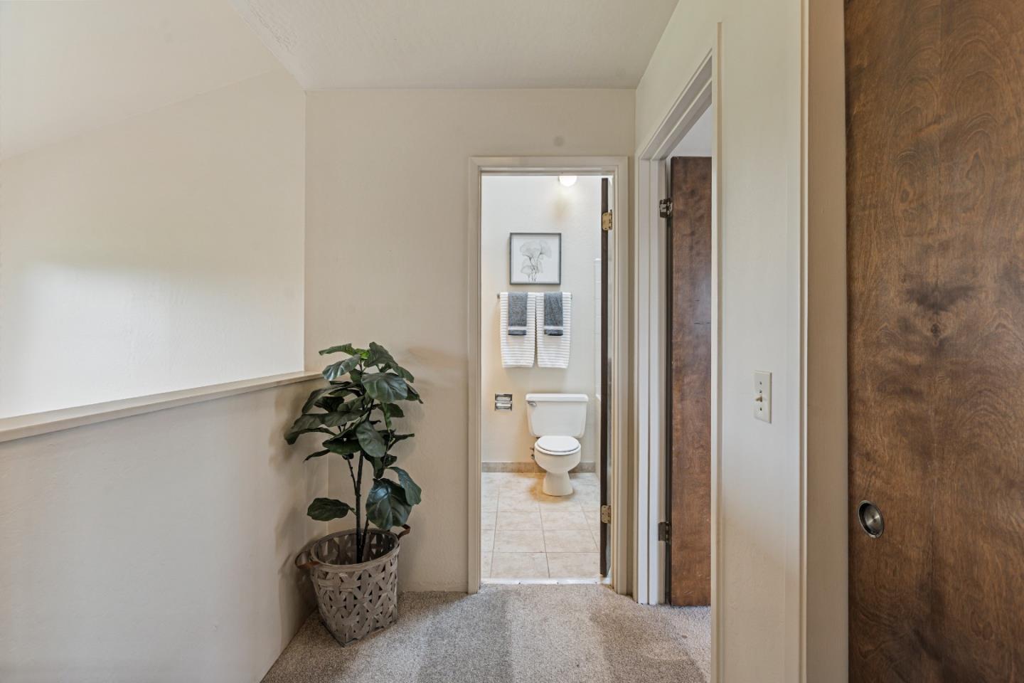 Detail Gallery Image 29 of 35 For 30 Donnas Ln, Hollister,  CA 95023 - 2 Beds | 2/1 Baths