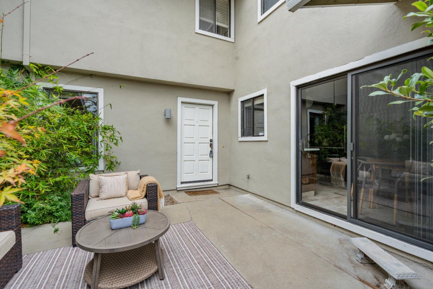 Detail Gallery Image 4 of 35 For 30 Donnas Ln, Hollister,  CA 95023 - 2 Beds | 2/1 Baths