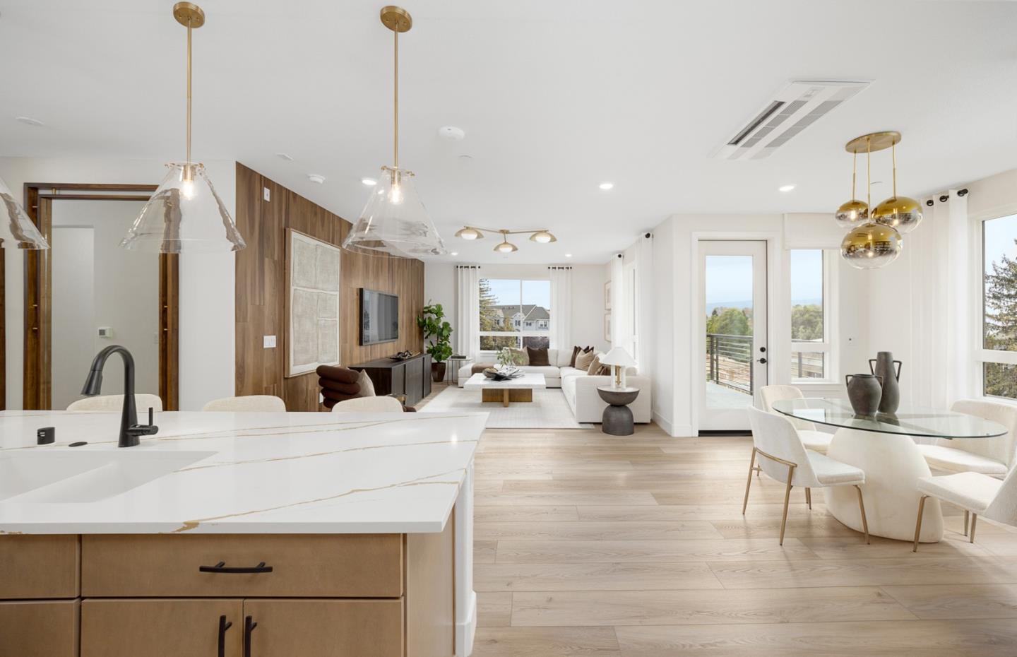 Detail Gallery Image 11 of 17 For 400 Tonkin Ter #4,  Sunnyvale,  CA 94089 - 2 Beds | 2 Baths