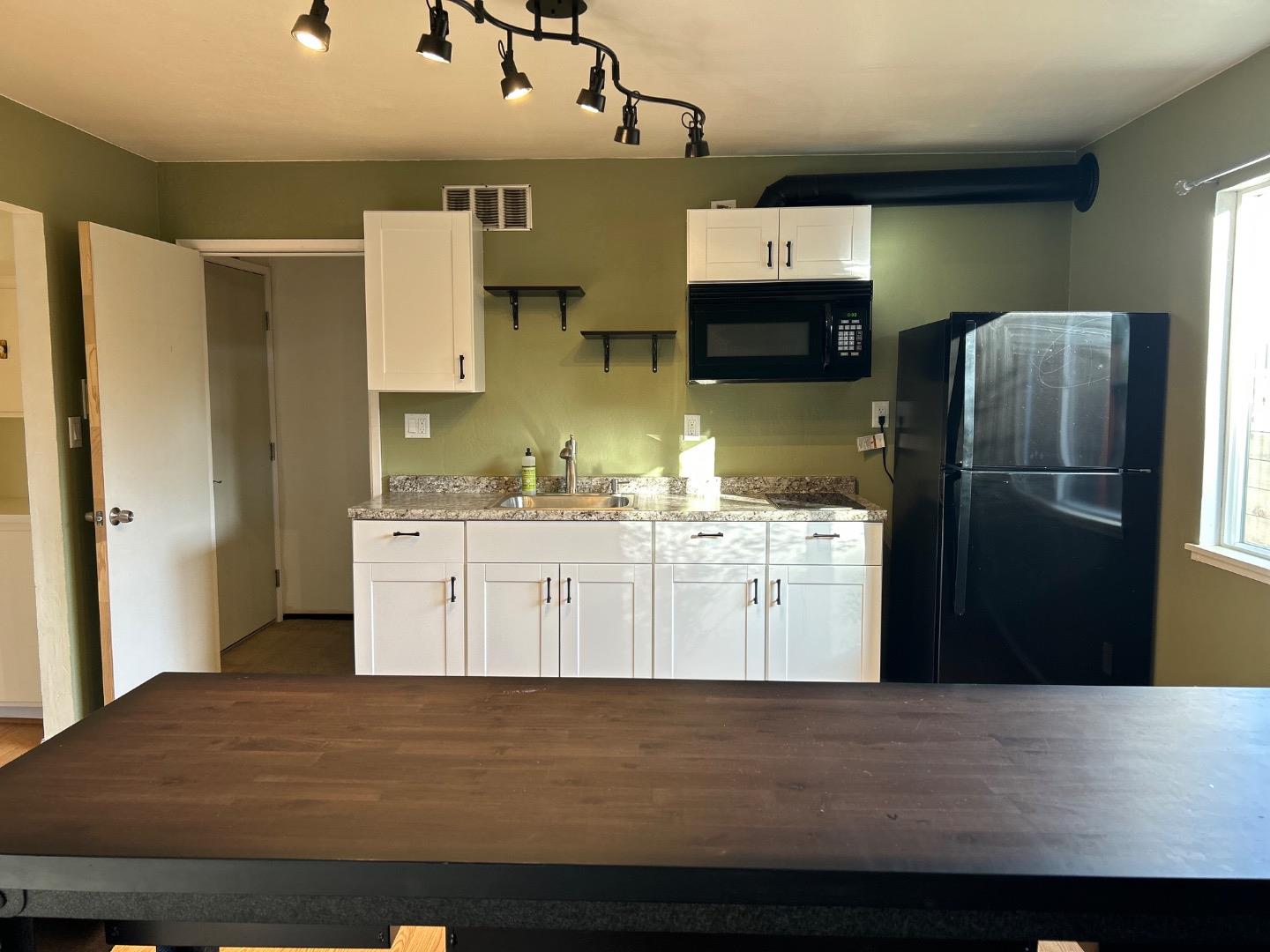 Detail Gallery Image 25 of 28 For 229 Alamo Ave, Santa Cruz,  CA 95060 - 2 Beds | 2 Baths