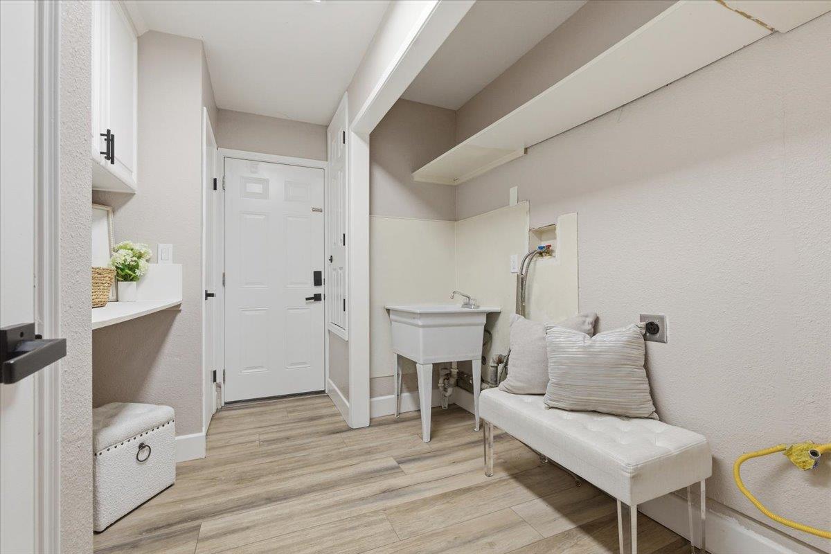 Detail Gallery Image 17 of 31 For 1542 Chabot Way, San Jose,  CA 95122 - 4 Beds | 2 Baths