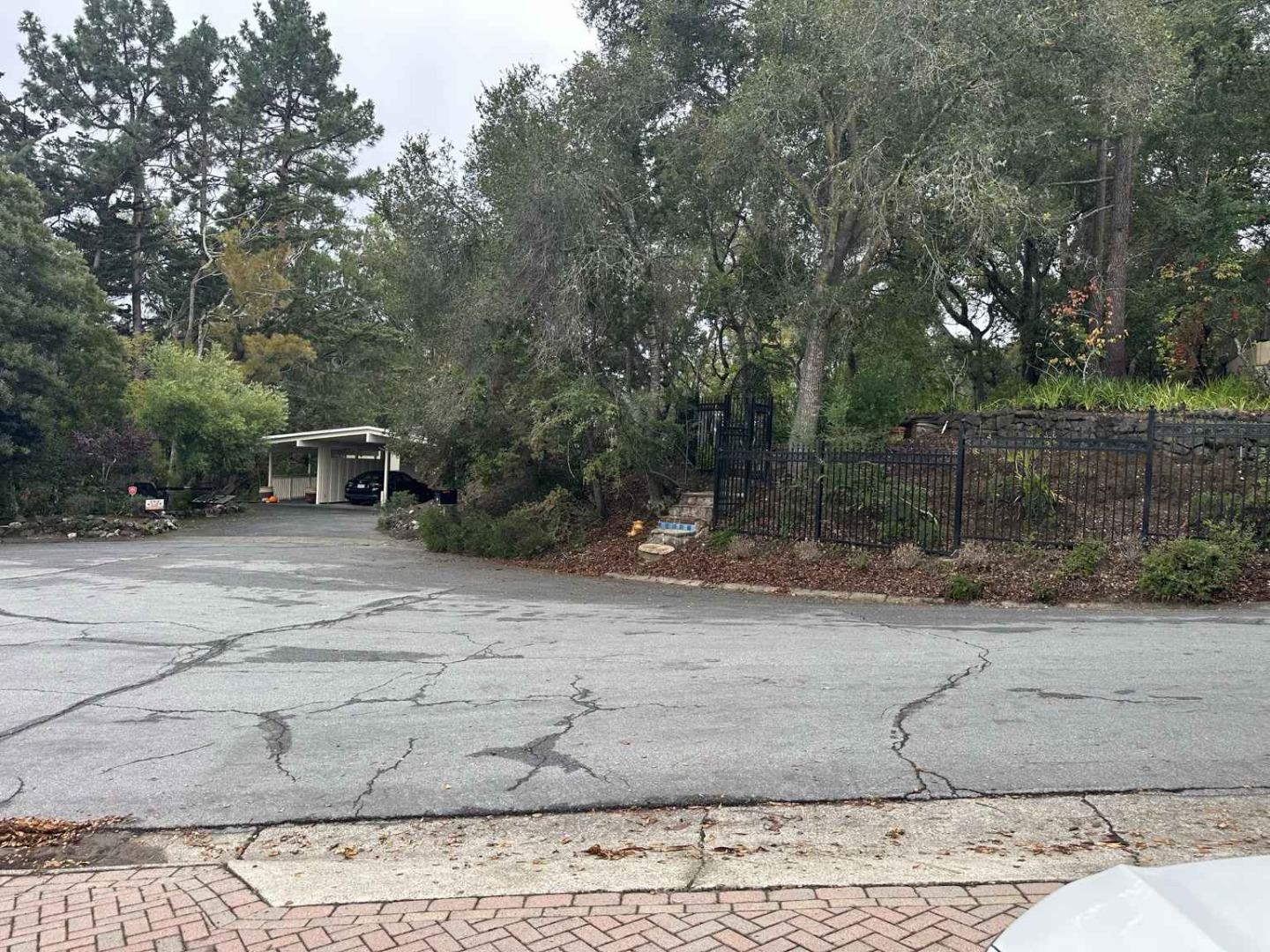 Detail Gallery Image 28 of 29 For 25 via Delizia, Hillsborough,  CA 94010 - 1 Beds | 1 Baths