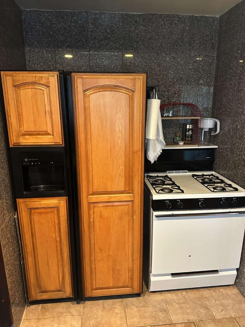 Detail Gallery Image 8 of 29 For 25 via Delizia, Hillsborough,  CA 94010 - 1 Beds | 1 Baths