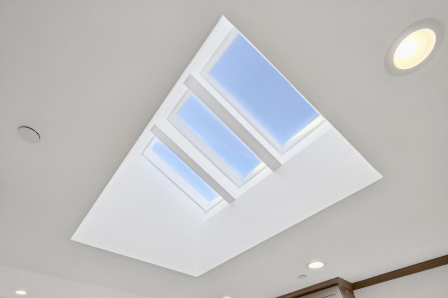 Detail Gallery Image 11 of 30 For 1318 Sierra St, Redwood City,  CA 94061 - 3 Beds | 3/1 Baths