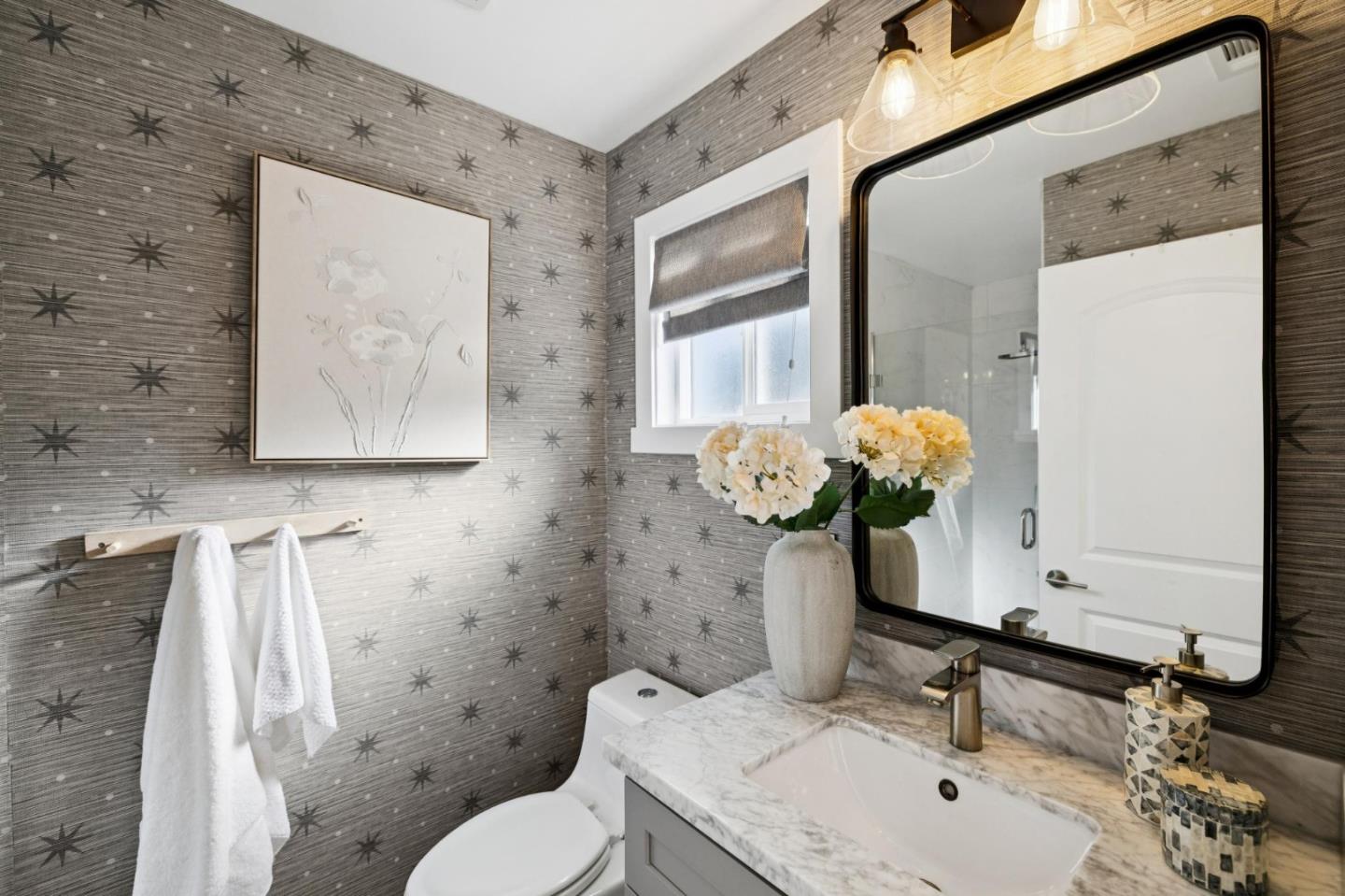 Detail Gallery Image 19 of 30 For 1318 Sierra St, Redwood City,  CA 94061 - 3 Beds | 3/1 Baths