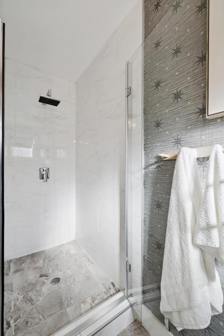 Detail Gallery Image 20 of 30 For 1318 Sierra St, Redwood City,  CA 94061 - 3 Beds | 3/1 Baths