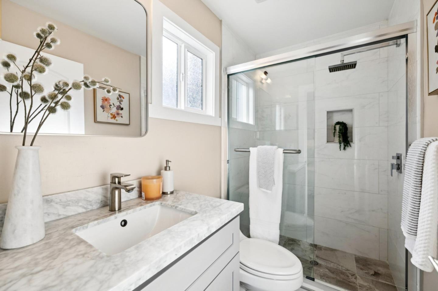 Detail Gallery Image 23 of 30 For 1318 Sierra St, Redwood City,  CA 94061 - 3 Beds | 3/1 Baths