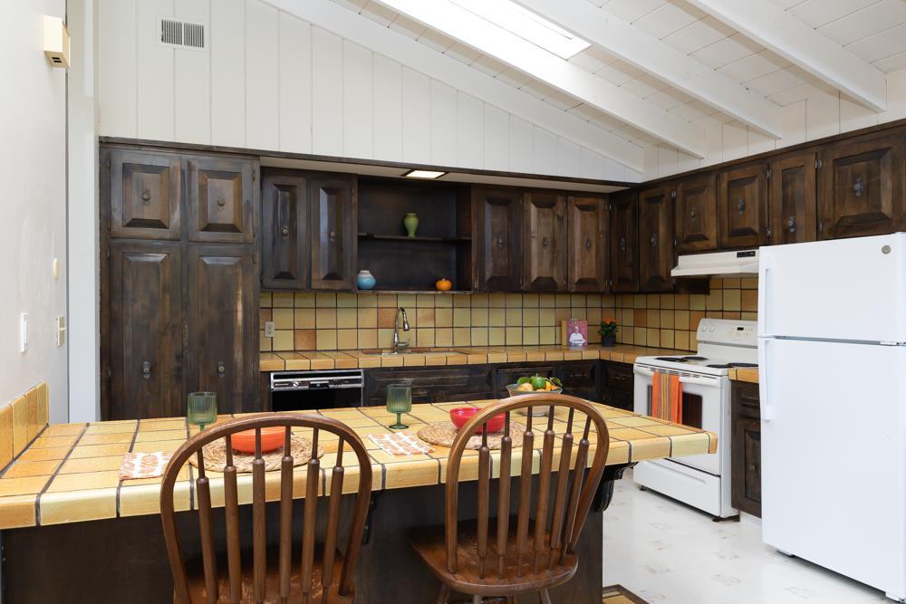 Detail Gallery Image 14 of 28 For 229 Alamo Ave, Santa Cruz,  CA 95060 - – Beds | – Baths