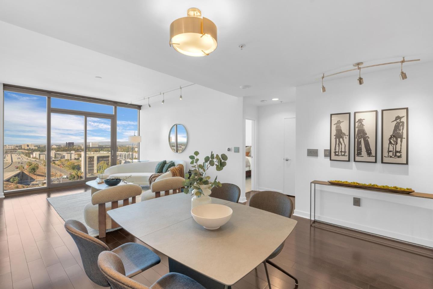 Detail Gallery Image 11 of 34 For 38 N Almaden Blvd #1413,  San Jose,  CA 95110 - 1 Beds | 1 Baths