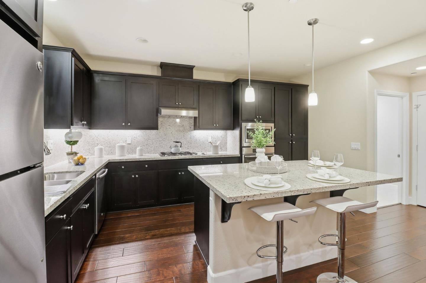 Detail Gallery Image 13 of 35 For 338 Santa Diana Ter, Sunnyvale,  CA 94085 - 4 Beds | 3/1 Baths