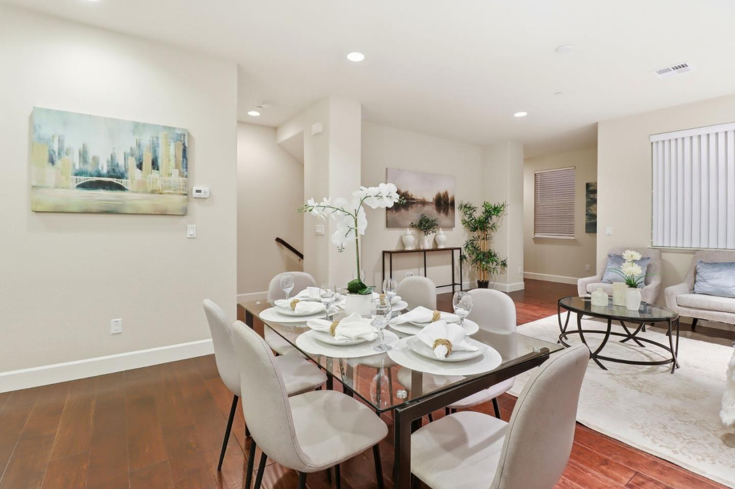 Detail Gallery Image 14 of 35 For 338 Santa Diana Ter, Sunnyvale,  CA 94085 - 4 Beds | 3/1 Baths