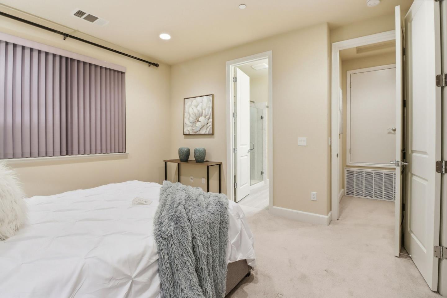 Detail Gallery Image 18 of 35 For 338 Santa Diana Ter, Sunnyvale,  CA 94085 - 4 Beds | 3/1 Baths