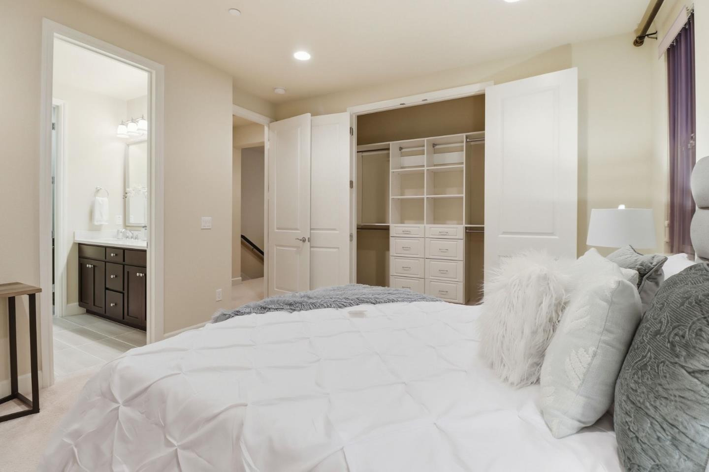 Detail Gallery Image 19 of 35 For 338 Santa Diana Ter, Sunnyvale,  CA 94085 - 4 Beds | 3/1 Baths