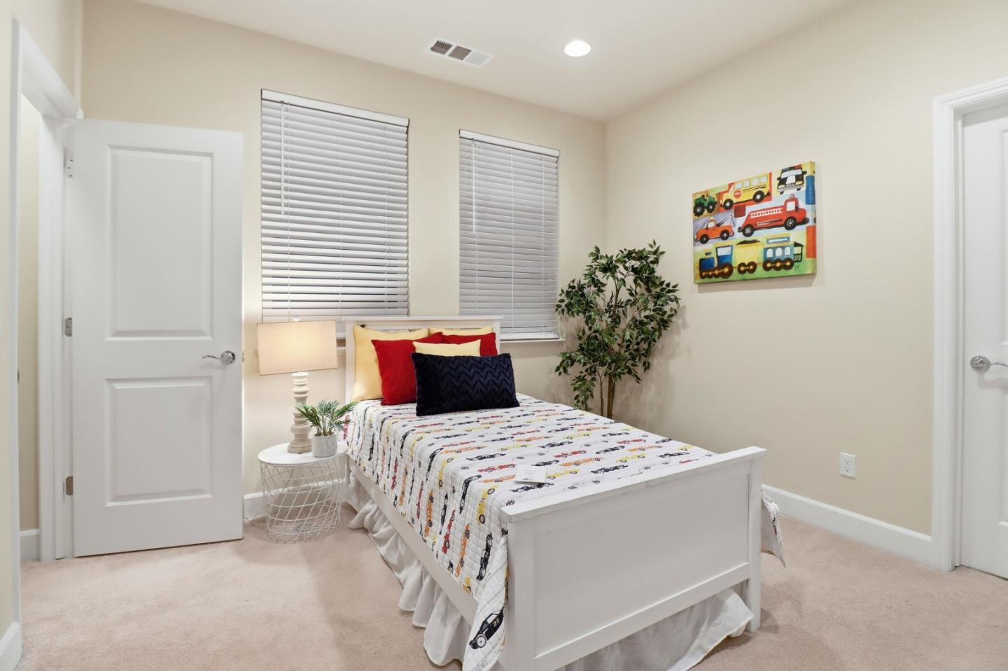 Detail Gallery Image 20 of 35 For 338 Santa Diana Ter, Sunnyvale,  CA 94085 - 4 Beds | 3/1 Baths