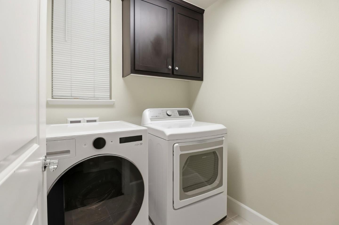 Detail Gallery Image 29 of 35 For 338 Santa Diana Ter, Sunnyvale,  CA 94085 - 4 Beds | 3/1 Baths