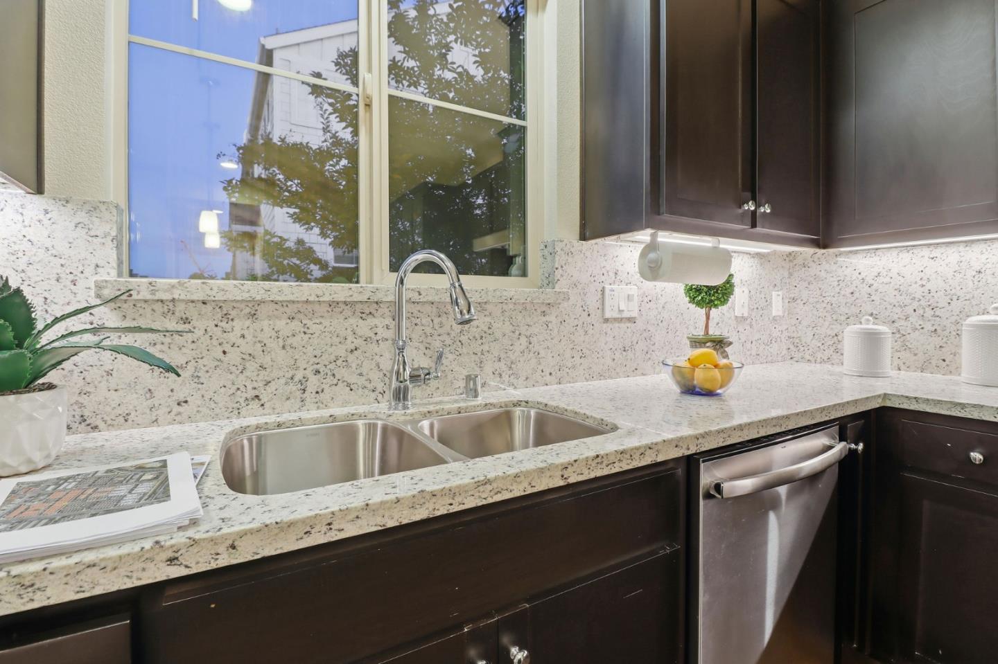 Detail Gallery Image 8 of 35 For 338 Santa Diana Ter, Sunnyvale,  CA 94085 - 4 Beds | 3/1 Baths