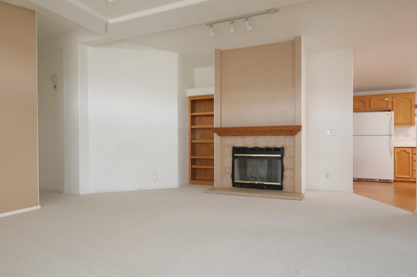 Detail Gallery Image 15 of 51 For 1085 Tasman Dr #225,  Sunnyvale,  CA 94089 - 3 Beds | 2 Baths