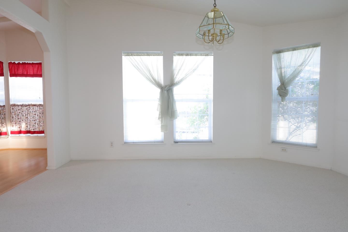 Detail Gallery Image 16 of 51 For 1085 Tasman Dr #225,  Sunnyvale,  CA 94089 - 3 Beds | 2 Baths