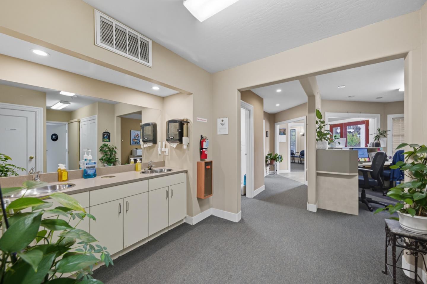 Detail Gallery Image 15 of 63 For 1021 S El Camino Real, San Mateo,  CA 94402 - – Beds | – Baths