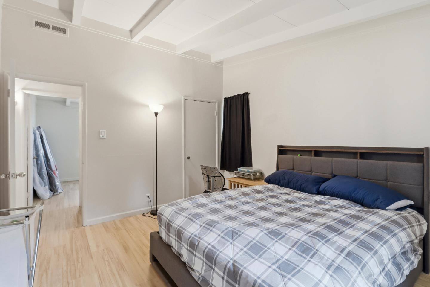 Detail Gallery Image 16 of 22 For 10081 Endfield Way, San Jose,  CA 95127 - 2 Beds | 1 Baths