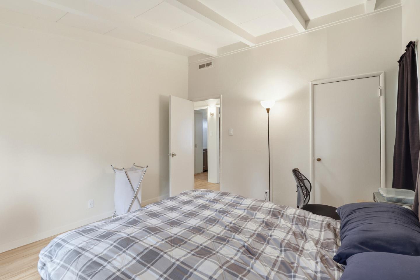 Detail Gallery Image 17 of 22 For 10081 Endfield Way, San Jose,  CA 95127 - 2 Beds | 1 Baths