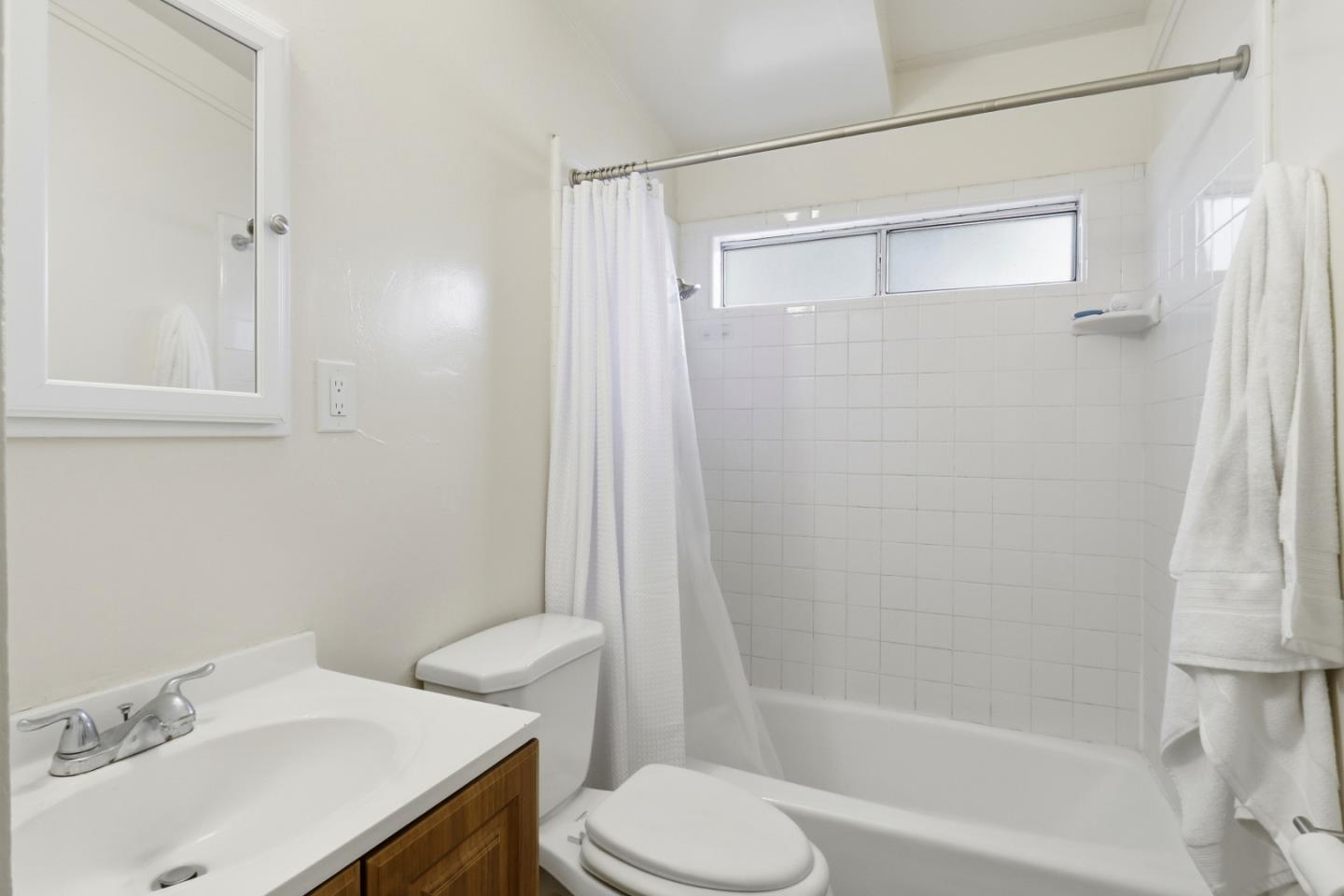 Detail Gallery Image 19 of 22 For 10081 Endfield Way, San Jose,  CA 95127 - 2 Beds | 1 Baths