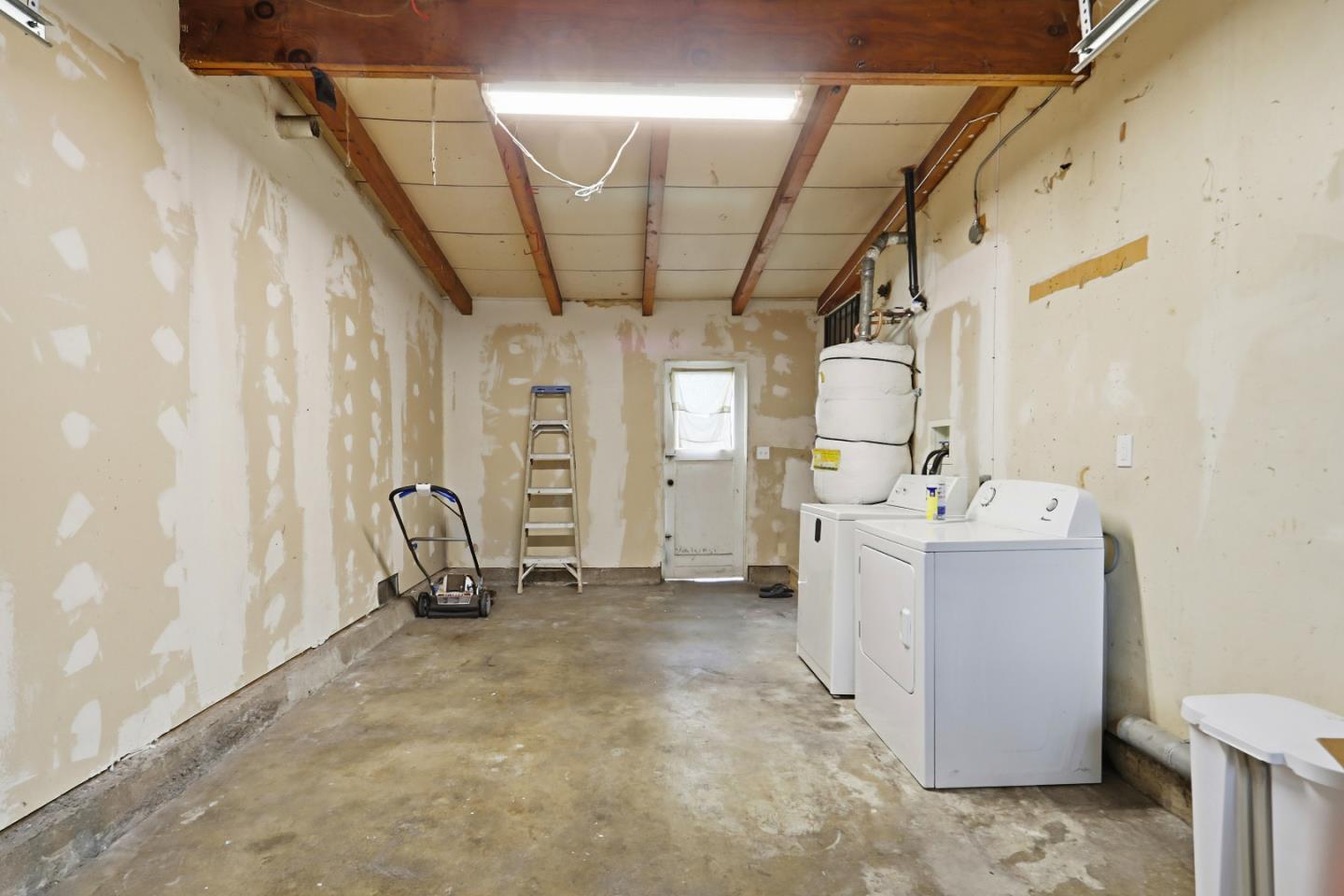 Detail Gallery Image 20 of 22 For 10081 Endfield Way, San Jose,  CA 95127 - 2 Beds | 1 Baths