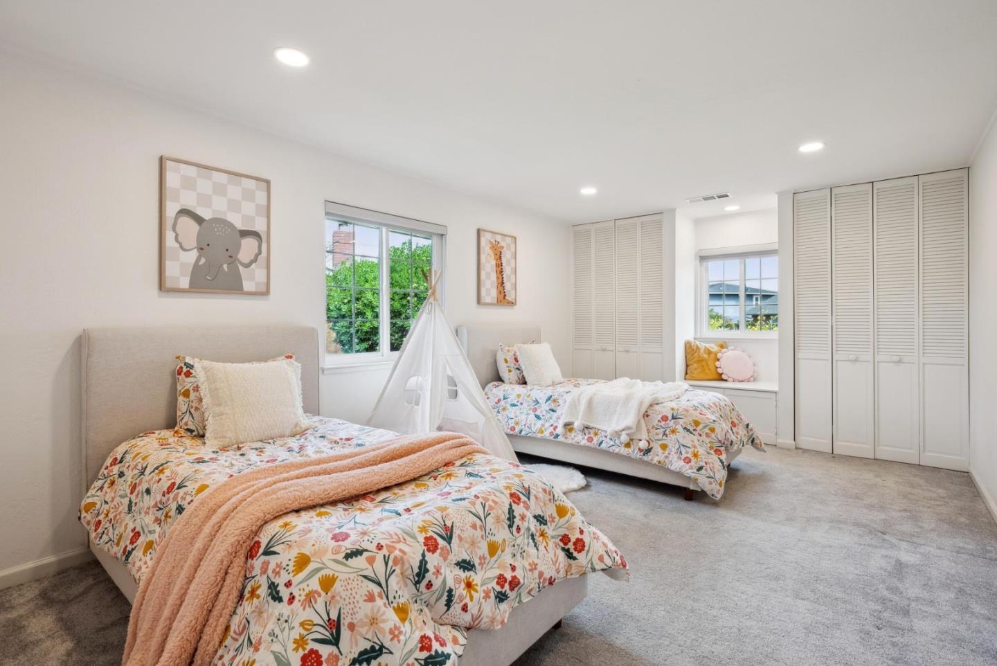 Detail Gallery Image 16 of 25 For 14600 Wyrick Ave, San Jose,  CA 95124 - 3 Beds | 2 Baths