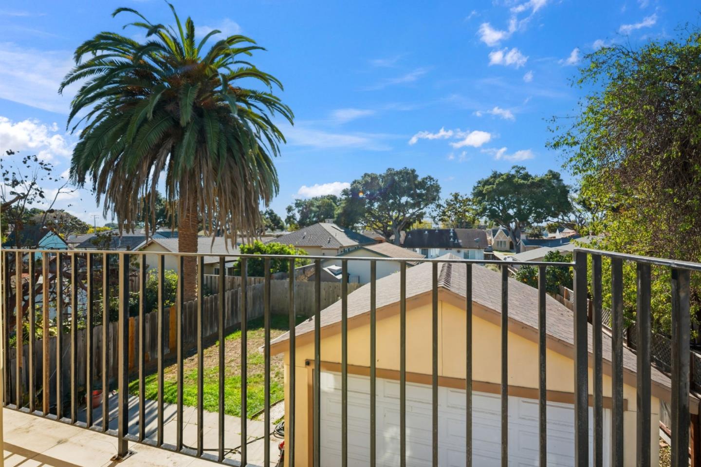 Detail Gallery Image 28 of 42 For 36 Pine St, Salinas,  CA 93901 - 5 Beds | 4 Baths