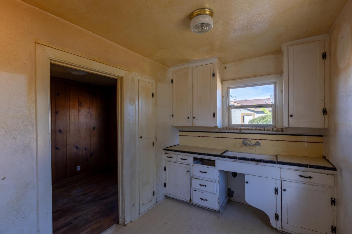 Detail Gallery Image 10 of 24 For 15 Lone Pine Ave, Freedom,  CA 95019 - 2 Beds | 1 Baths