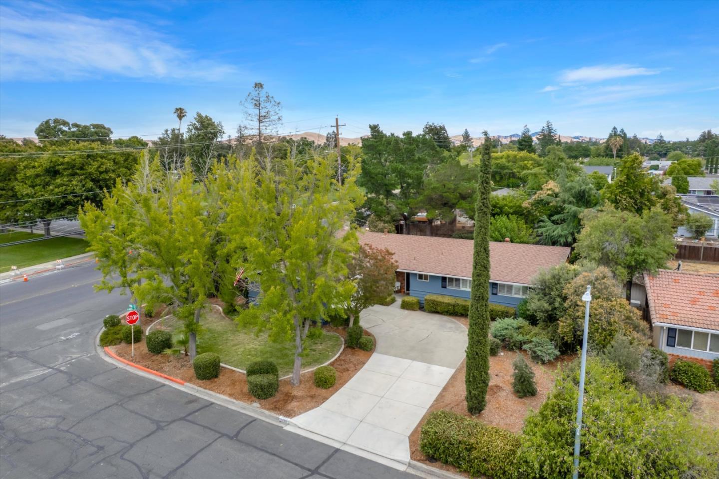 Detail Gallery Image 29 of 34 For 1198 Quail Ct, Concord,  CA 94518 - 4 Beds | 2 Baths