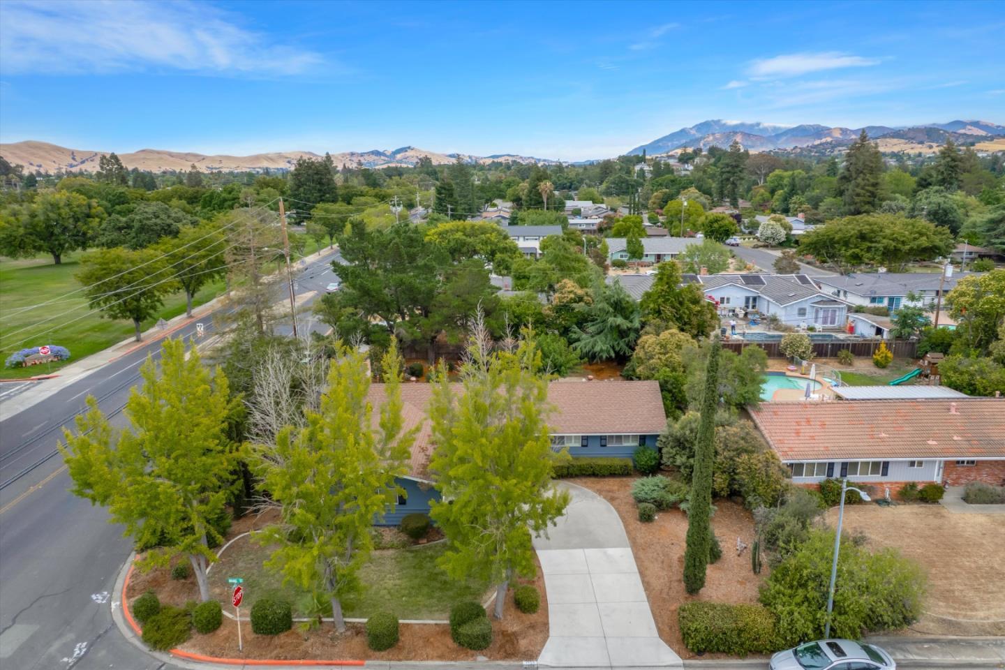 Detail Gallery Image 30 of 34 For 1198 Quail Ct, Concord,  CA 94518 - 4 Beds | 2 Baths