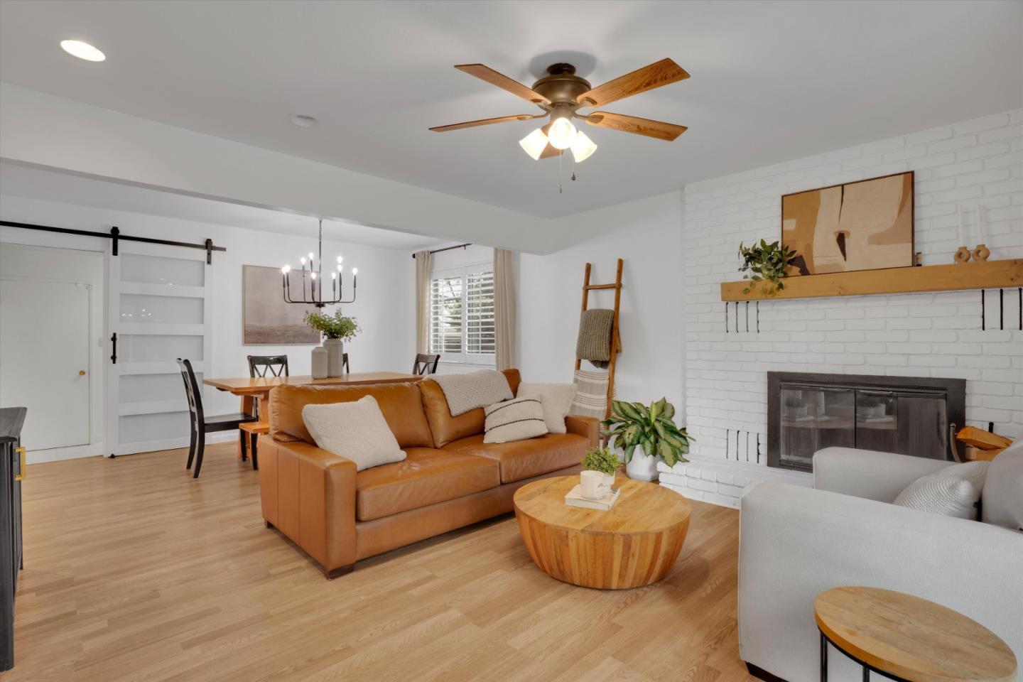 Detail Gallery Image 9 of 34 For 1198 Quail Ct, Concord,  CA 94518 - 4 Beds | 2 Baths