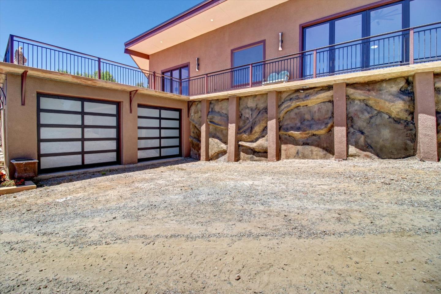 Detail Gallery Image 3 of 29 For 30005 Summit Rd, Los Gatos,  CA 95033 - 3 Beds | 2 Baths