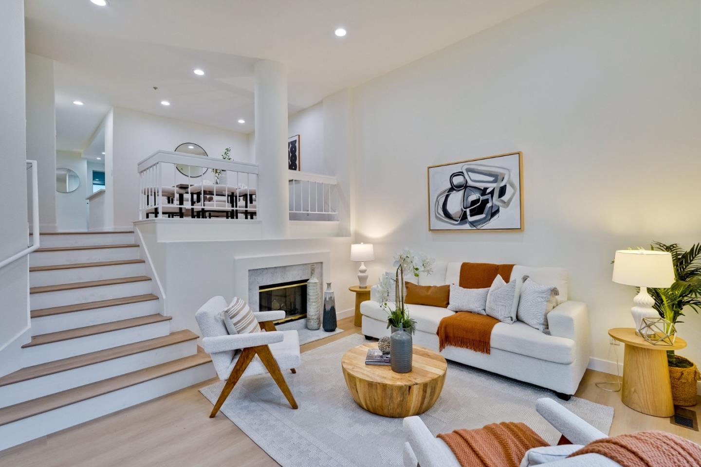 Photo #4: ML82027843 Listing: Photo #4