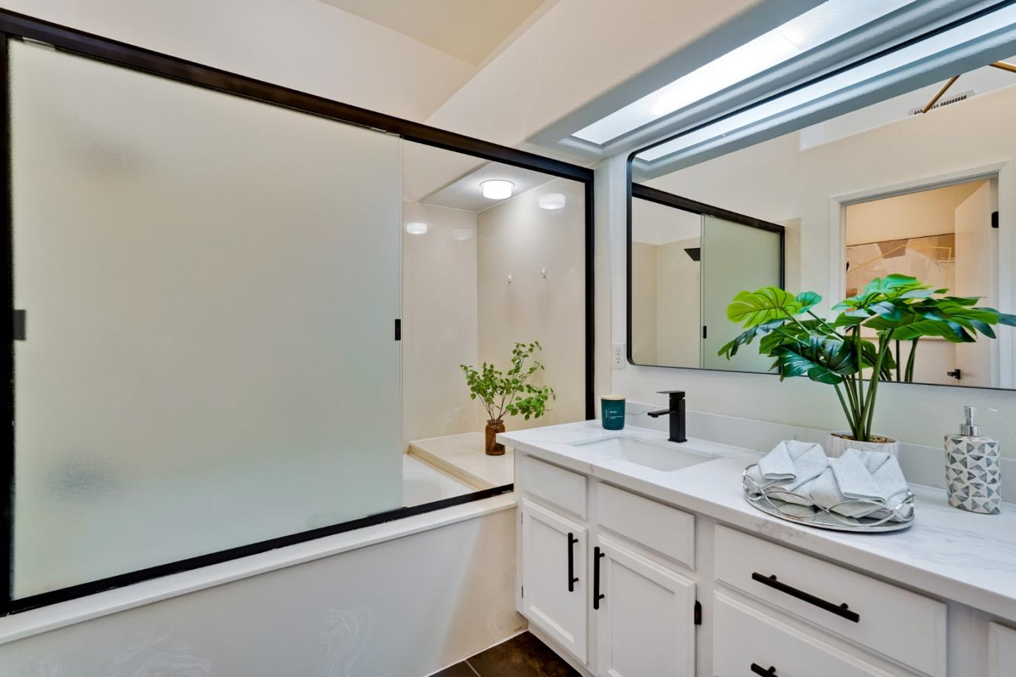 Photo #45: ML82027843 Listing: Photo #45