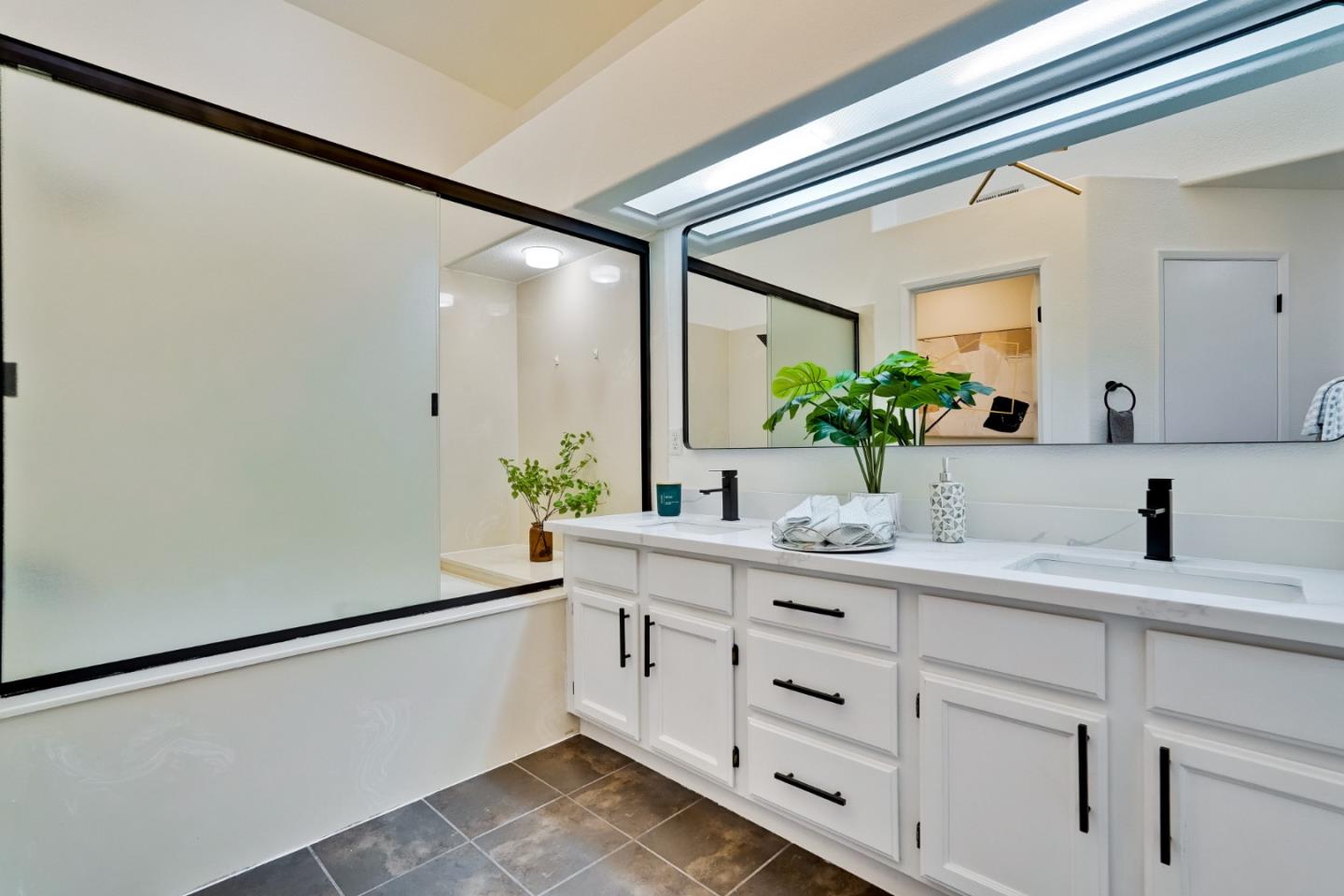 Photo #48: ML82027843 Listing: Photo #48