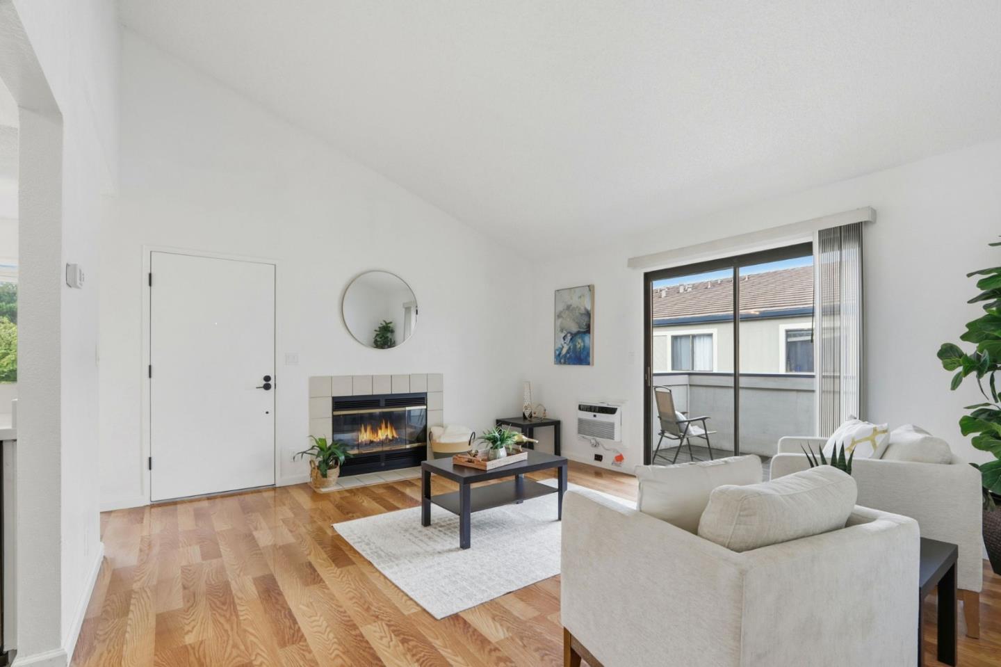 Photo #7: ML82027844 Listing: Photo #7