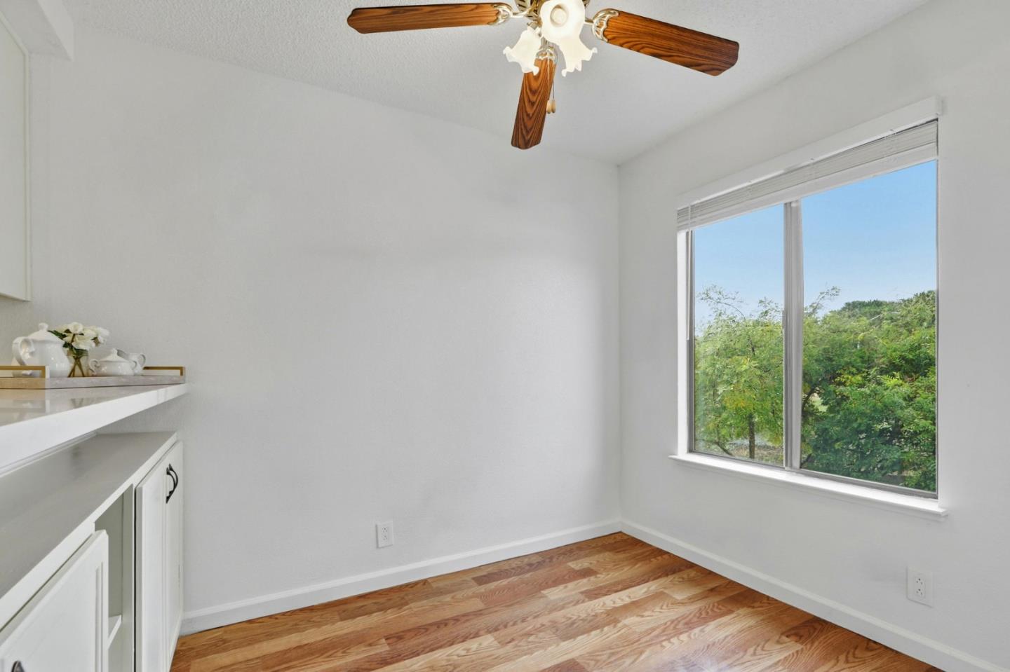 Photo #8: ML82027844 Listing: Photo #8