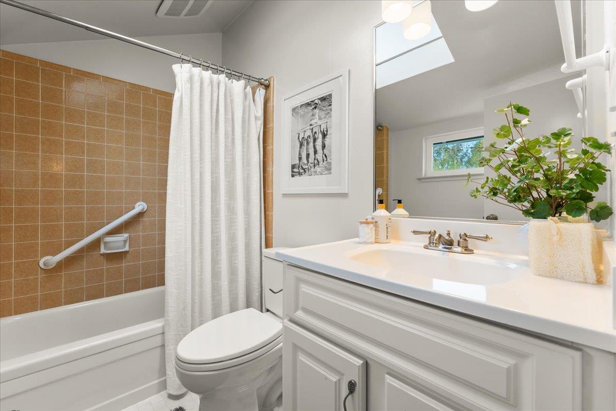 Detail Gallery Image 31 of 42 For 21 Crest Ln, La Selva Beach,  CA 95076 - 4 Beds | 3 Baths