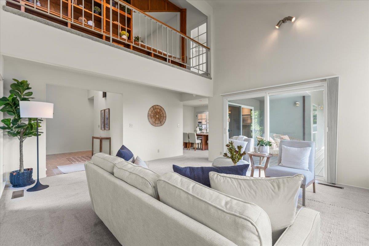 Detail Gallery Image 9 of 42 For 21 Crest Ln, La Selva Beach,  CA 95076 - 4 Beds | 3 Baths