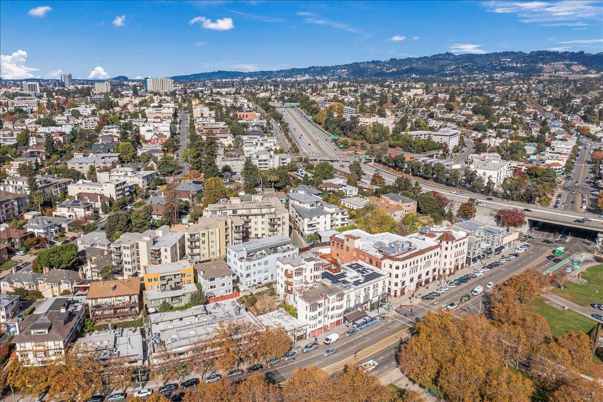 Detail Gallery Image 17 of 18 For 570 Grand Ave, Oakland,  CA 94610 - – Beds | – Baths