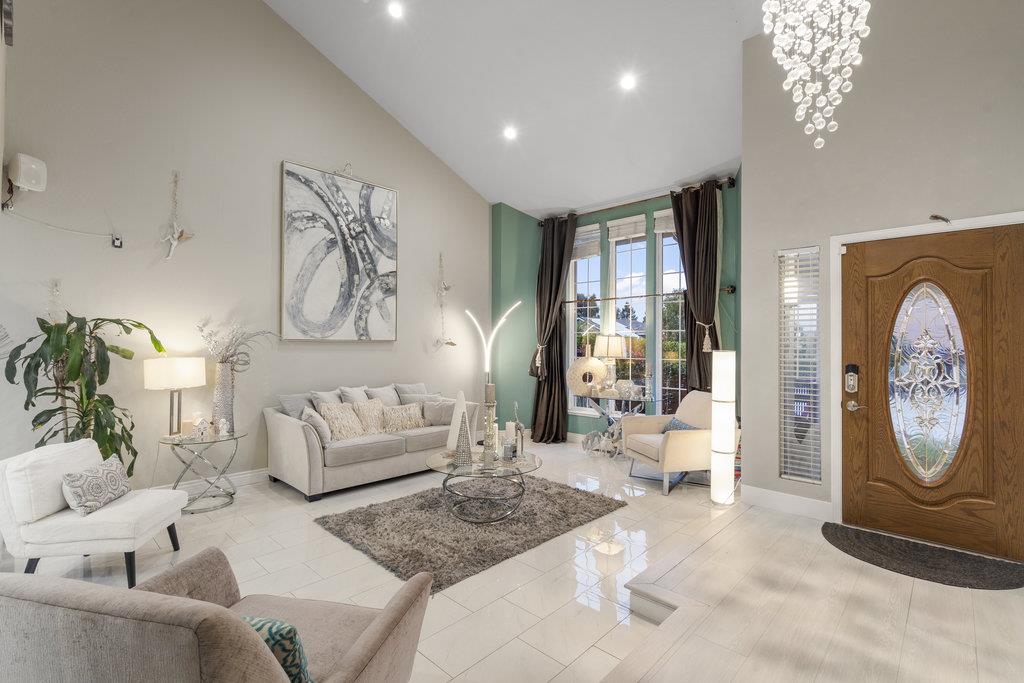 Detail Gallery Image 10 of 75 For 16761 Dry Creek Ct, Morgan Hill,  CA 95037 - 4 Beds | 2/1 Baths