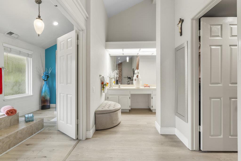 Detail Gallery Image 29 of 75 For 16761 Dry Creek Ct, Morgan Hill,  CA 95037 - 4 Beds | 2/1 Baths