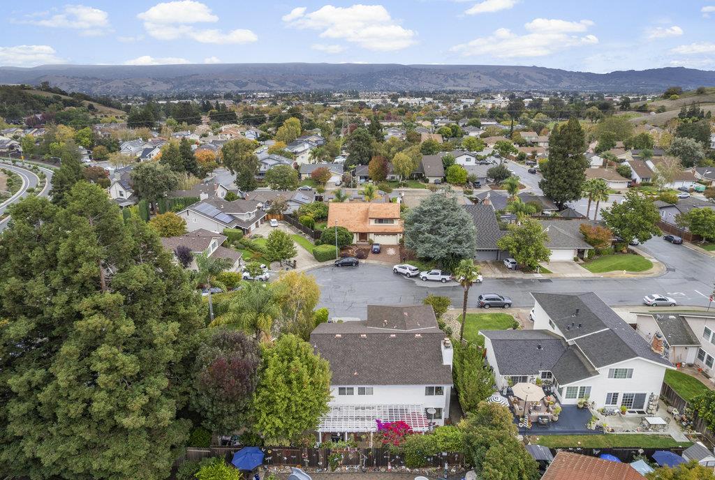 Detail Gallery Image 60 of 75 For 16761 Dry Creek Ct, Morgan Hill,  CA 95037 - 4 Beds | 2/1 Baths