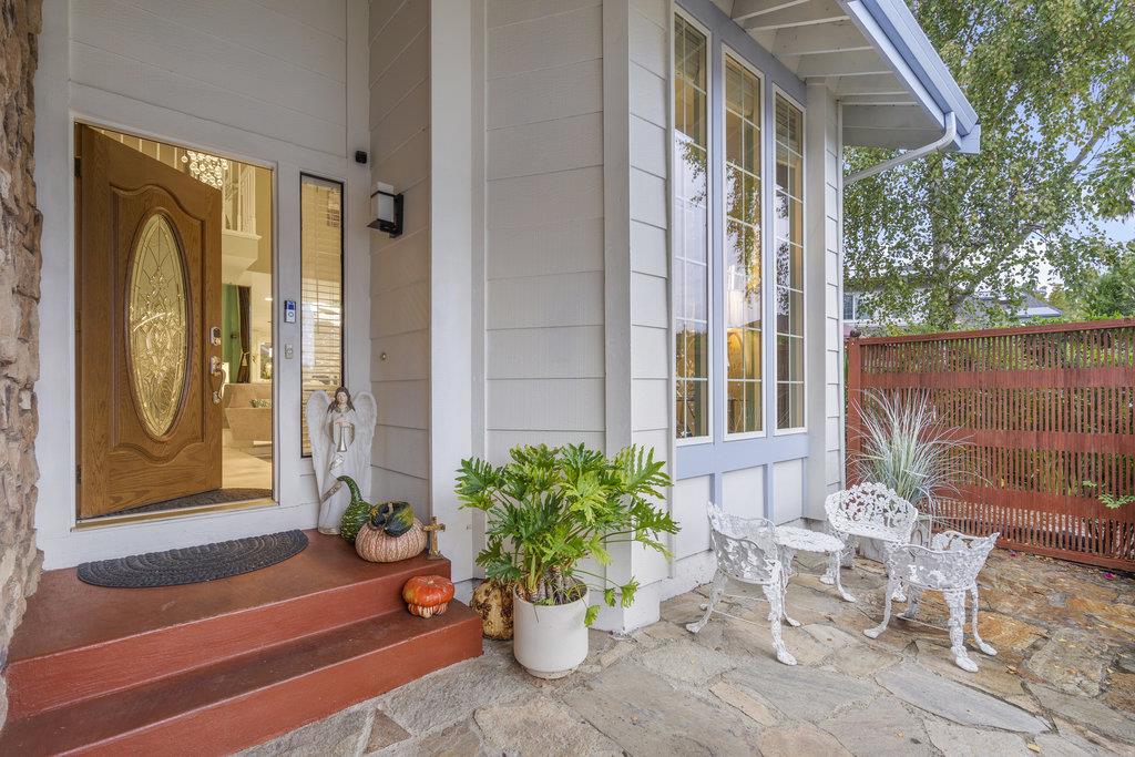 Detail Gallery Image 7 of 75 For 16761 Dry Creek Ct, Morgan Hill,  CA 95037 - 4 Beds | 2/1 Baths