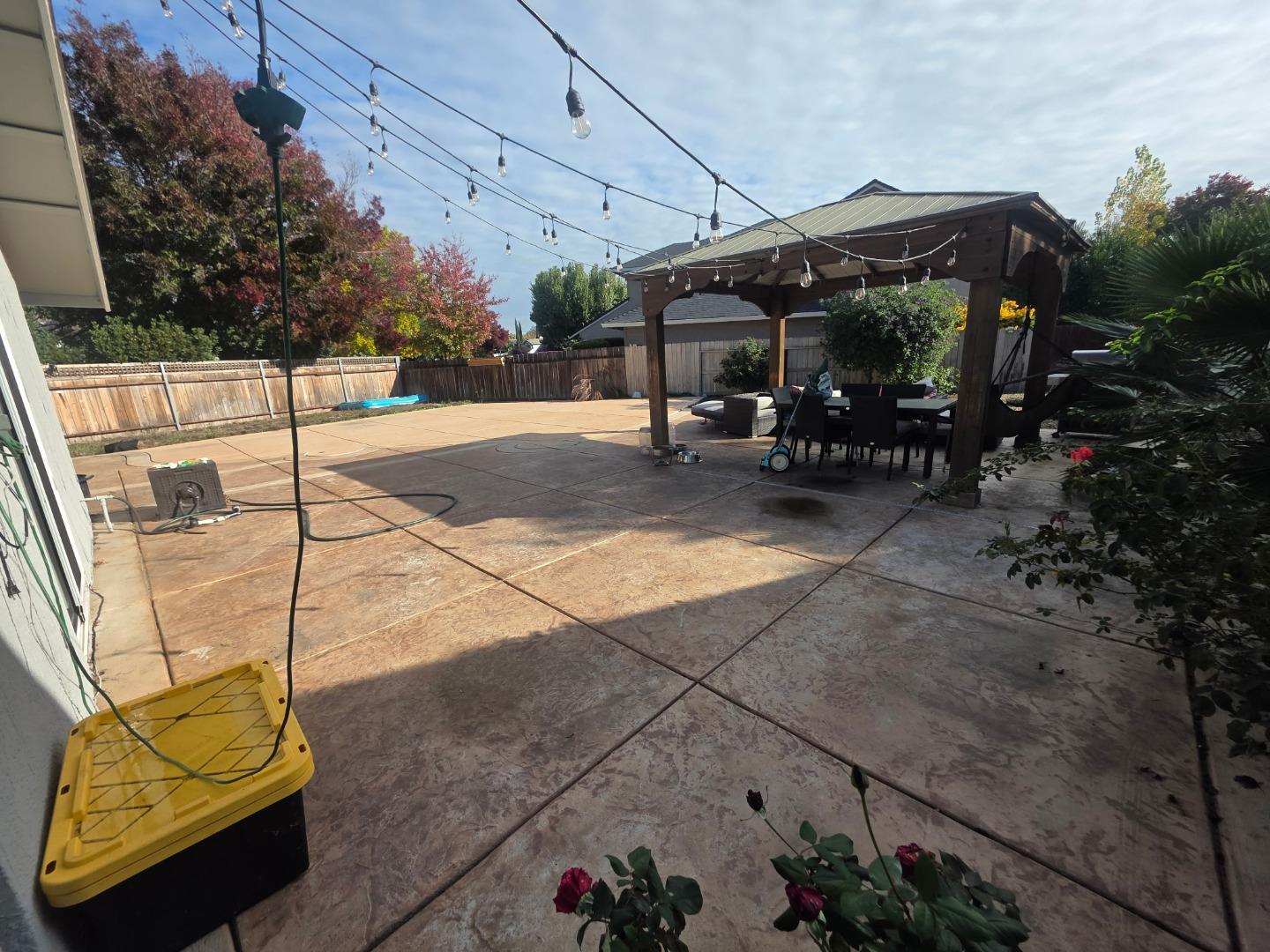 Detail Gallery Image 9 of 9 For 5761 Caribbean Cir, Stockton,  CA 95210 - 3 Beds | 2 Baths